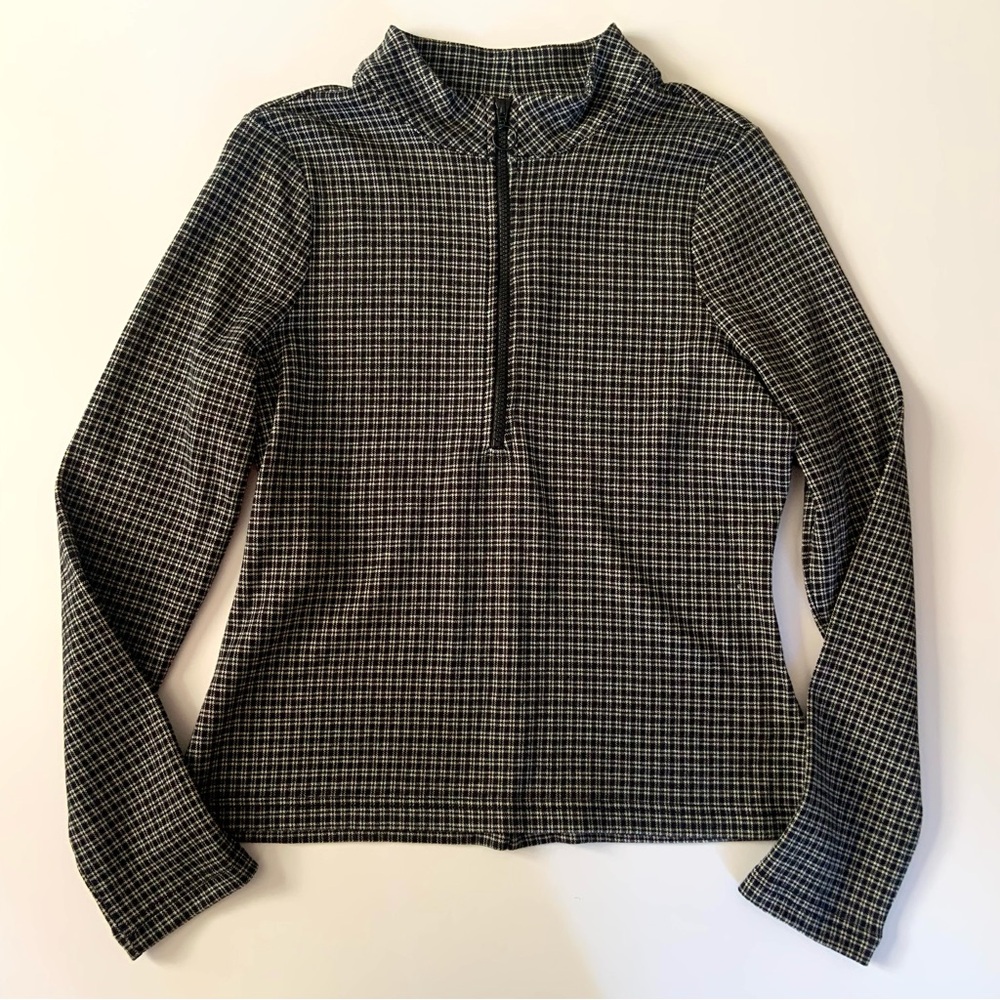 Me+Em Top Sz 10 Medium Black White Long Sleeve Zip Mock Neck Plaid Knit Stretch